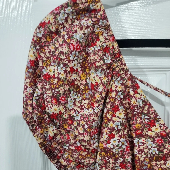 NWOT Sim & Sam Burgundy Floral Crop Top Puffy Sleeves in Size XL - Picture 2 of 10